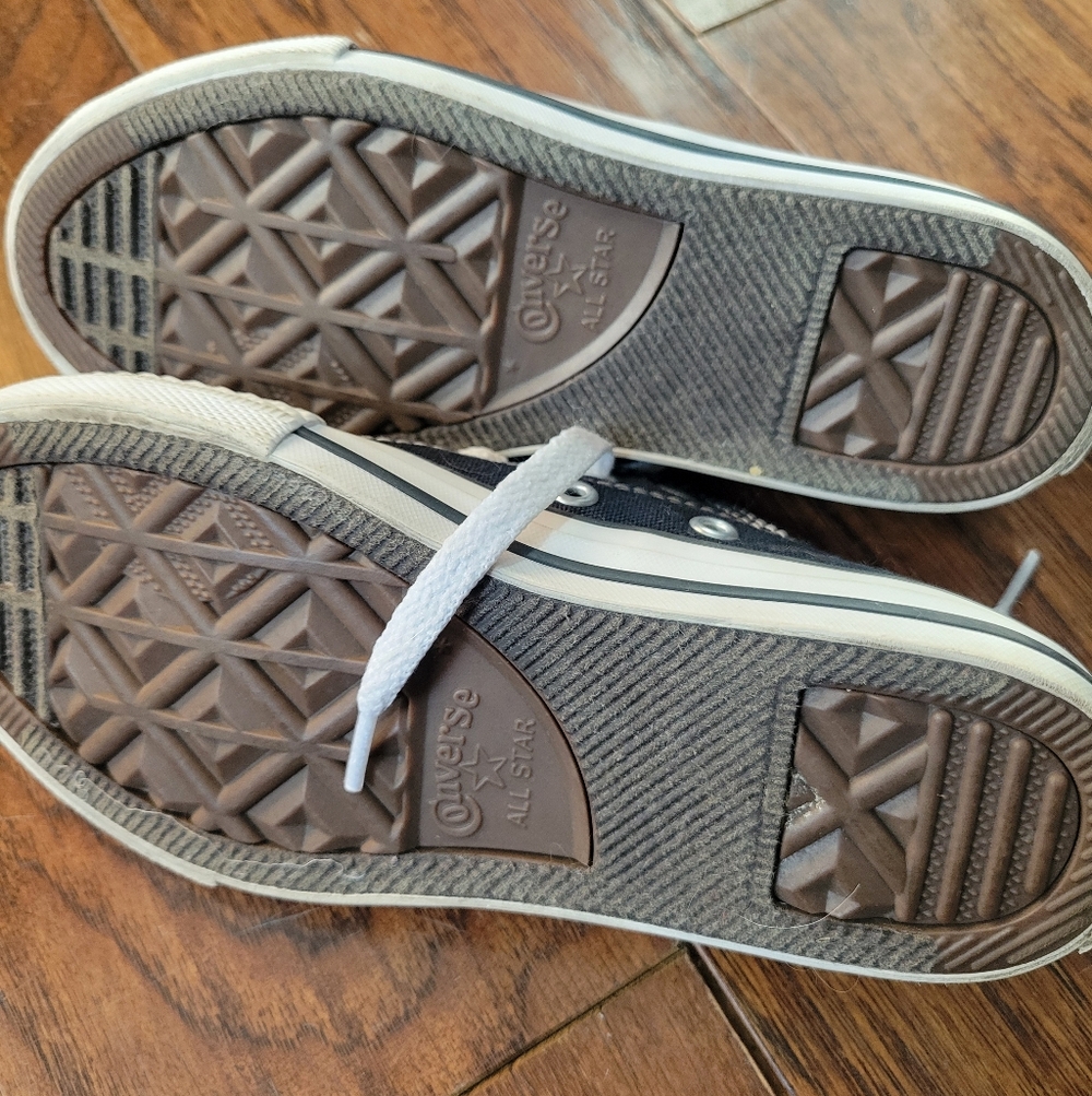 Converse All-Stars - Picture 2 of 3